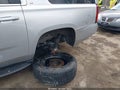 2019 Chevrolet Suburban — photo 6 of 16 | VIN 1GNSKHKCXKR305911