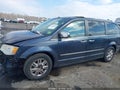 2008 Chrysler Town & Country — photo 2 of 12 | VIN 2A8HR64X08R769661