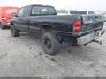 1998 Dodge Ram 2500 — photo 6 of 14 | VIN 1B7KF23Z7WJ161980