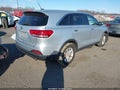 Photo 4 of 16 — 2017 Kia Sorento