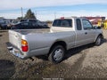 2000 Toyota Tacoma — photo 4 of 21 | VIN 4TAVL52N8YZ647431