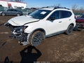 2018 Nissan Rogue — photo 2 of 18 | VIN 5N1AT2MV1JC820564