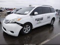Photo 2 of 16 — 2016 Toyota Sienna