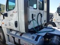Photo 18 of 20 — 2015 Freightliner Cascadia 125