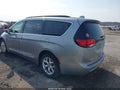 Photo 3 of 16 — 2017 Chrysler Pacifica