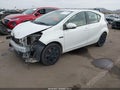 2015 Toyota Prius C — photo 2 of 17 | VIN JTDKDTB32F1577783
