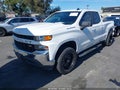 2019 Chevrolet Silverado 1500 — photo 2 of 22 | VIN 1GCRYEED4KZ250350