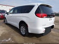Photo 3 of 16 — 2022 Chrysler Voyager