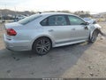 Photo 4 of 17 — 2018 Volkswagen Passat