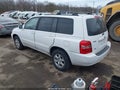 Photo 3 of 13 — 2003 Toyota Highlander