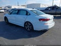 Photo 3 of 17 — 2022 Volkswagen Passat