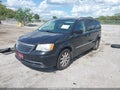 2014 Chrysler Town & Country — photo 2 of 12 | VIN 2C4RC1BG2ER164538