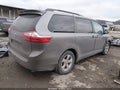 2017 Toyota Sienna — photo 4 of 17 | VIN 5TDKZ3DC5HS896793