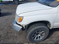 Photo 20 of 21 — 1998 Toyota 4Runner