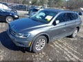 2018 Volkswagen Tiguan — photo 2 of 17 | VIN 3VV3B7AX1JM054435
