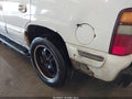 2000 GMC Yukon — photo 12 of 16 | VIN 1GKEK13T3YJ191709