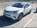 2019 Toyota C-HR — photo 2 of 17 | VIN JTNKHMBX9K1030108