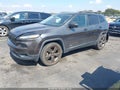 Photo 2 of 16 — 2017 Jeep Cherokee