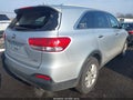 2017 Kia Sorento — photo 4 of 19 | VIN 5XYPGDA35HG259597