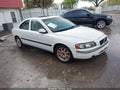 2003 Volvo S60 — photo 1 of 10 | VIN YV1RS61T532273161