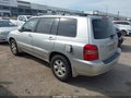Photo 3 of 11 — 2001 Toyota Highlander