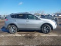 2018 Toyota RAV4 — photo 14 of 17 | VIN JTMBFREV5JJ196772
