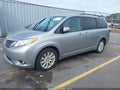 2017 Toyota Sienna — photo 2 of 16 | VIN 5TDDZ3DC8HS170791