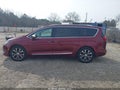 2017 Chrysler Pacifica — photo 15 of 17 | VIN 2C4RC1GG1HR584059