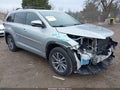 Photo 1 of 19 — 2017 Toyota Highlander