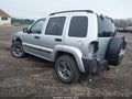 2004 Jeep Liberty — photo 3 of 11 | VIN 1J4GL48K74W165138