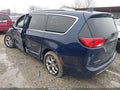 Photo 3 of 16 — 2018 Chrysler Pacifica
