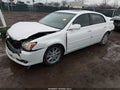 Photo 2 of 17 — 2010 Toyota Avalon