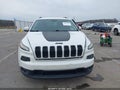 Photo 13 of 17 — 2016 Jeep Cherokee