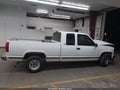 1998 Chevrolet C1500 — photo 12 of 15 | VIN 1GCEC19M5WE245641