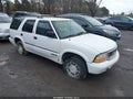 2001 GMC Jimmy — photo 1 of 11 | VIN 1GKDT13W712216873