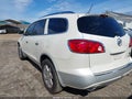 2008 Buick Enclave — photo 3 of 13 | VIN 5GAER23778J111751