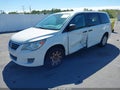 Photo 2 of 11 — 2010 Volkswagen Routan