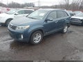 2015 Kia Sorento — photo 2 of 17 | VIN 5XYKTDA66FG603869
