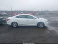 2016 Buick LaCrosse — photo 13 of 16 | VIN 1G4GB5GR0GF246558