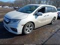 2018 Honda Odyssey — photo 2 of 17 | VIN 5FNRL6H78JB009437