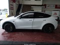 2020 Tesla Model Y — photo 13 of 15 | VIN 5YJYGDEE6LF053267