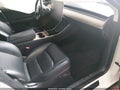 2020 Tesla Model Y — photo 5 of 15 | VIN 5YJYGDEE6LF053267
