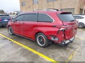 2021 Toyota Sienna — photo 3 of 18 | VIN 5TDDRKEC2MS035583