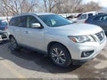 Photo 1 of 17 — 2018 Nissan Pathfinder