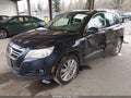 2011 Volkswagen Tiguan — photo 2 of 16 | VIN WVGBV7AX9BW566345