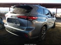Photo 4 of 17 — 2023 Toyota Highlander
