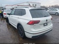 Photo 3 of 16 — 2022 Volkswagen Tiguan
