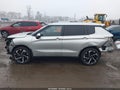 Photo 15 of 17 — 2022 Mitsubishi Outlander