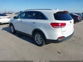 Photo 3 of 18 — 2016 Kia Sorento