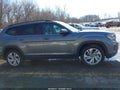Photo 13 of 17 — 2022 Volkswagen Atlas